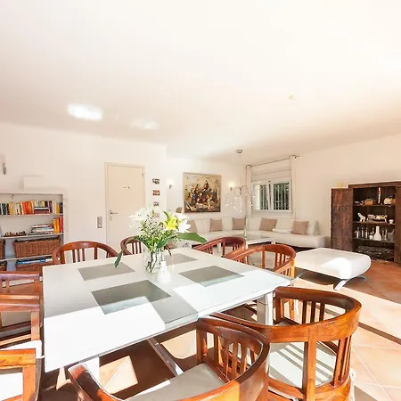 Girones 5-7 Hotel
